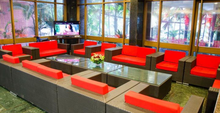 Hotel Airport Centre Point 3*