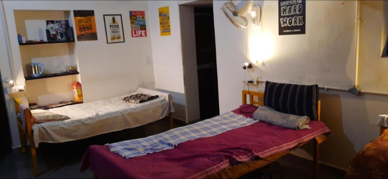 Hostel Beds & Boys Nagpur