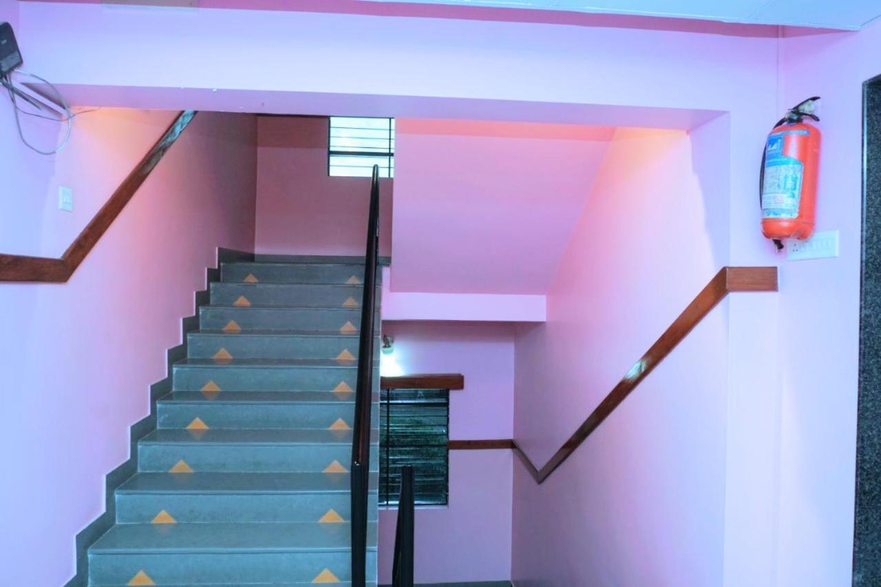 Shree Gayatri Hotel 3*