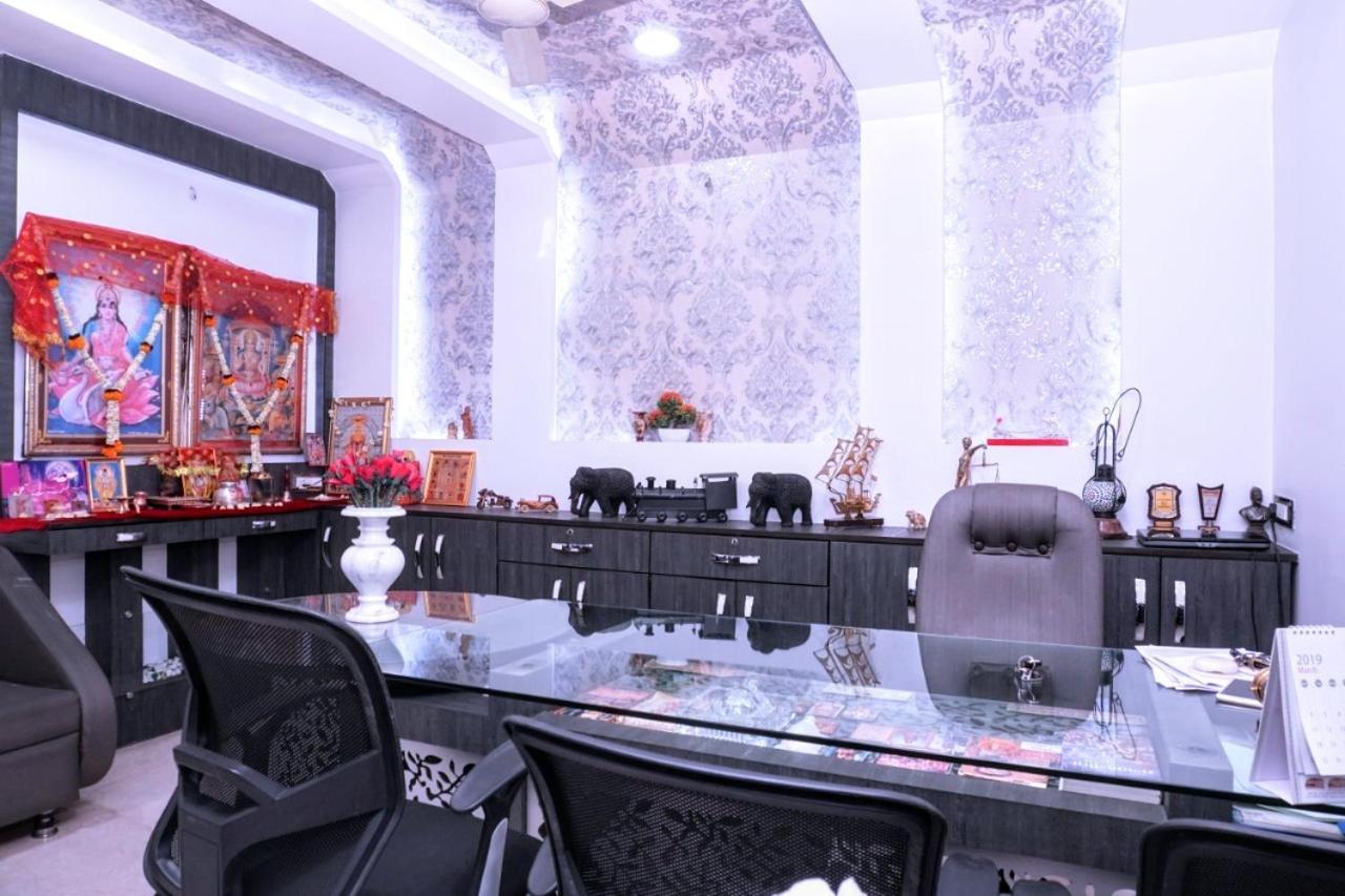 Hotel Shree Gayatri 3*