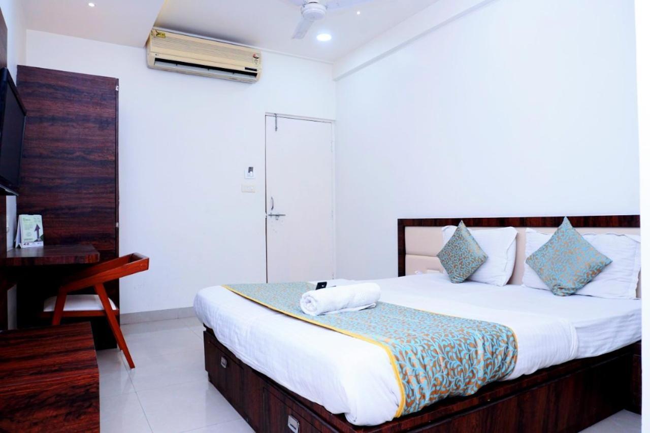 Hotel Shree Gayatri