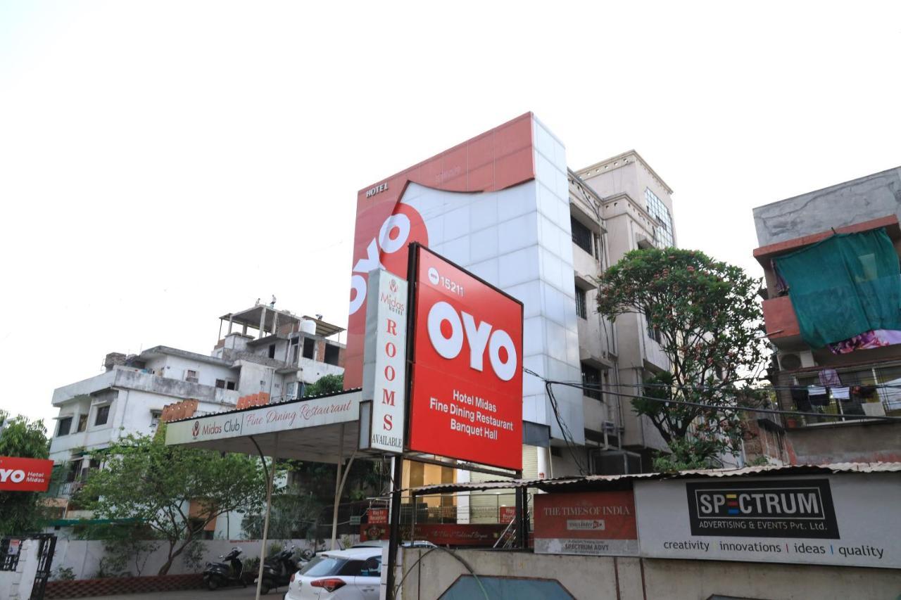 Oyo 15211 Midas Hotel