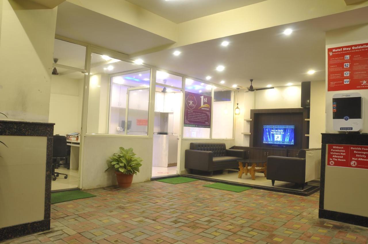 Jk 126 Parashar Legacy - Opp Railway Station Hotel