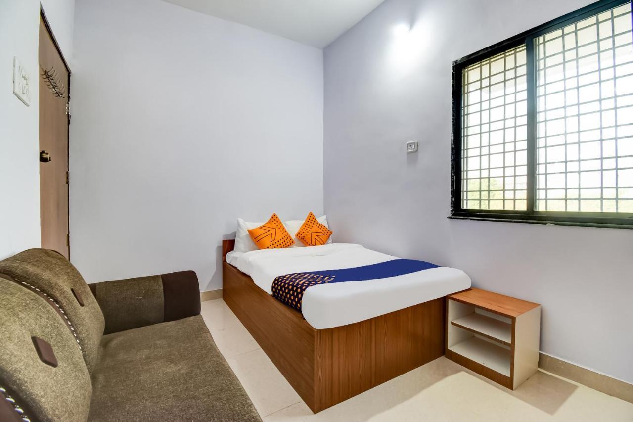 Spot On Purushottam Service Hotel Nagpur