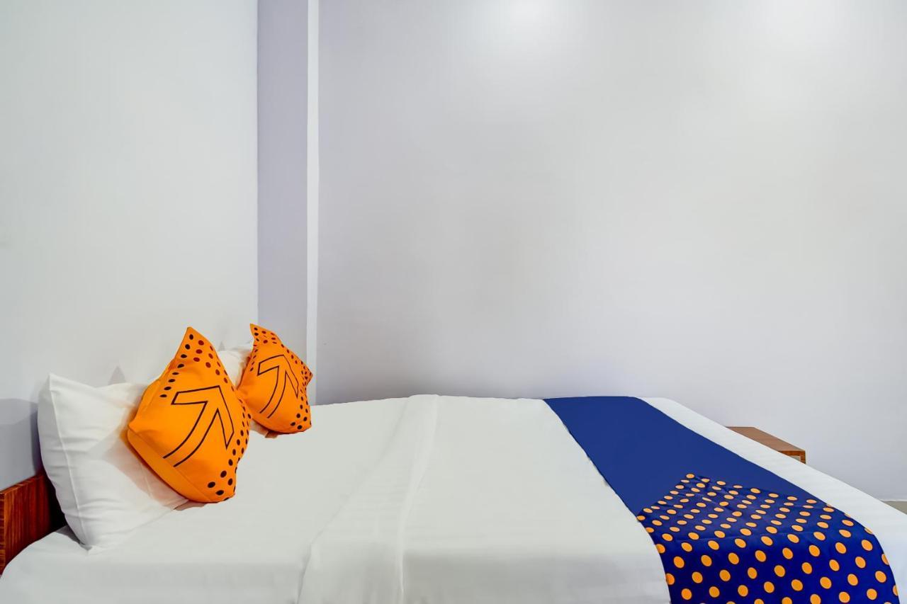 Hotel Spot On Purushottam Service