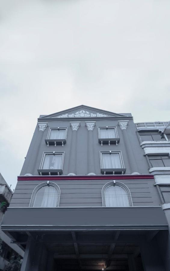 Hotel Signature Nagpur