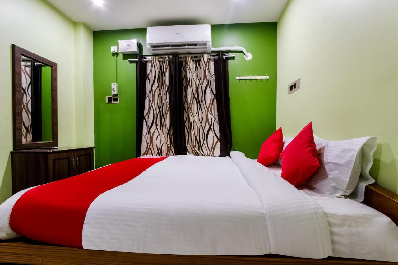 Oyo 76021 Orchid Blue Service And Kitchen Hotel 3*