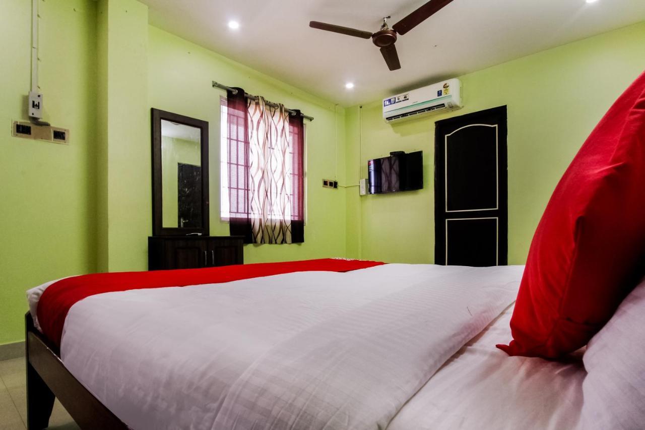 Oyo 76021 Orchid Blue Service And Kitchen Nagpur