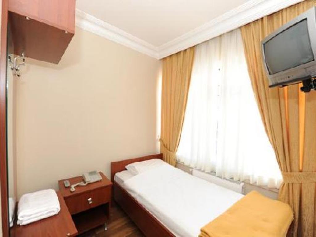 Hotel Rajhans Nagpur
