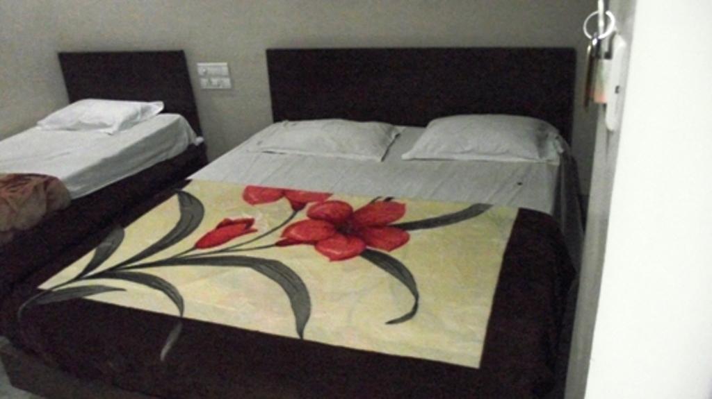 Hotel Rajhans 3*