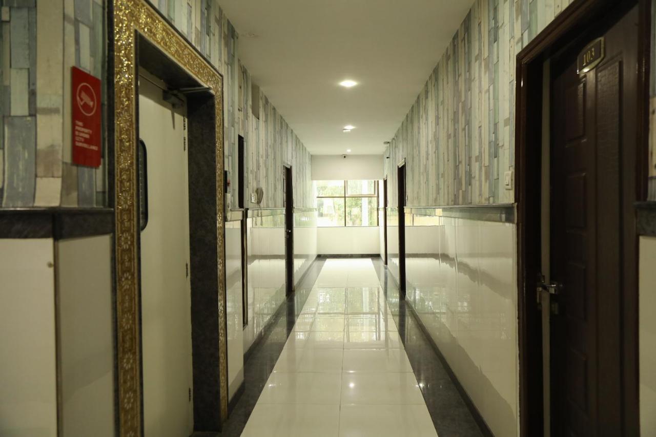 Collection O Orient Star Hotel 3*