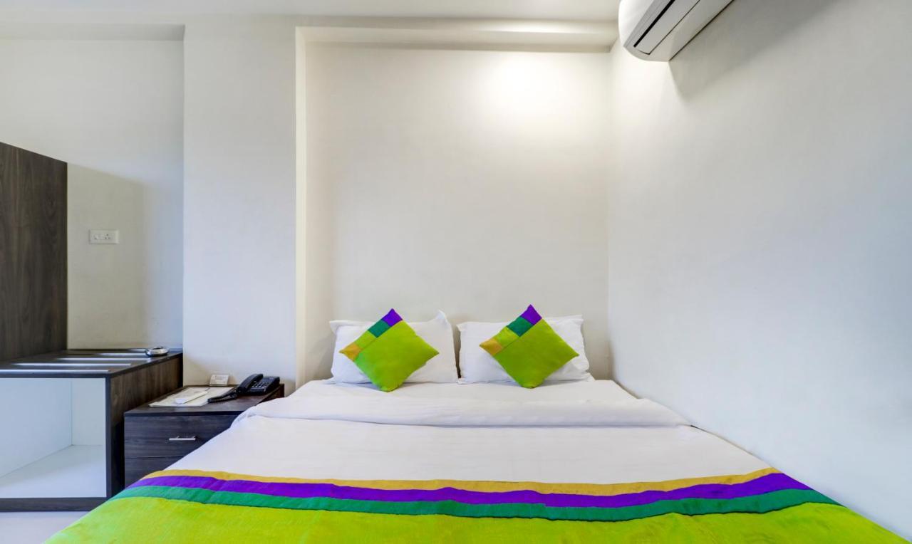 Hotel Treebo Orange City 3*
