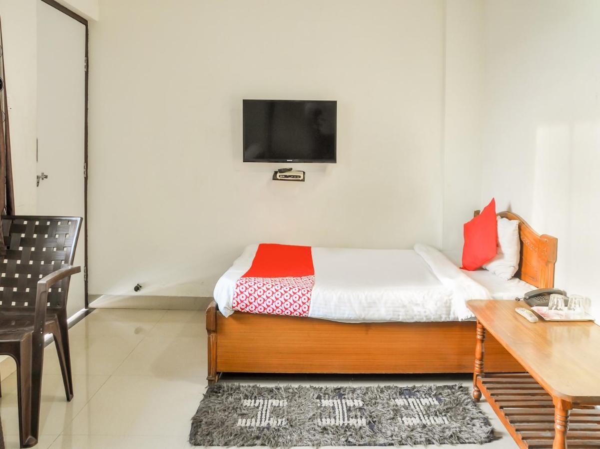 Oyo 75641 Vandan Service Hotel 3*