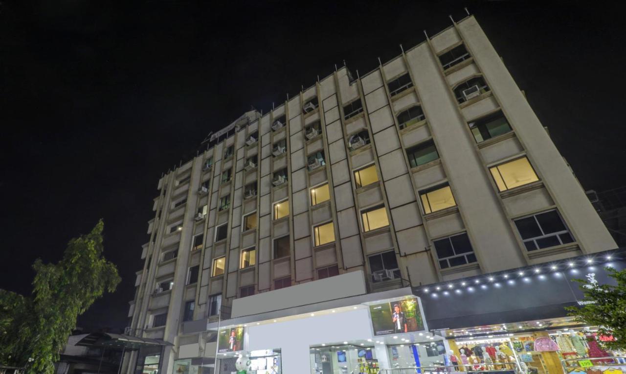 Treebo Orange City Hotel 3*