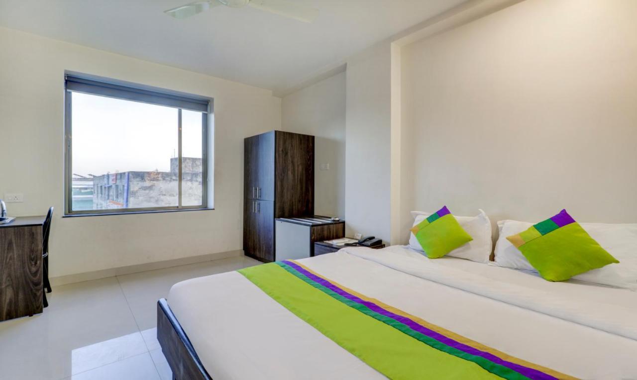 Treebo Orange City Hotel 3*