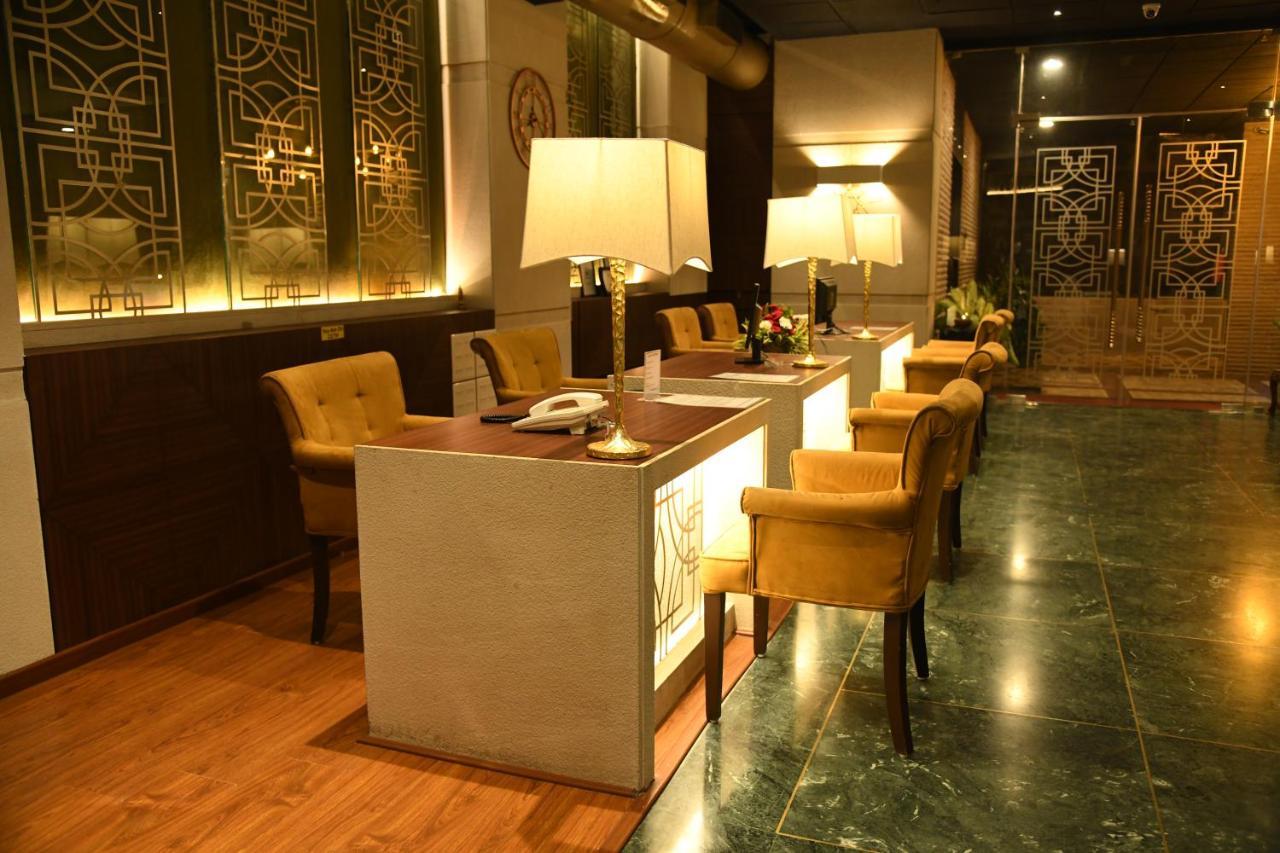 Airport Centre Point Hotel 3*
