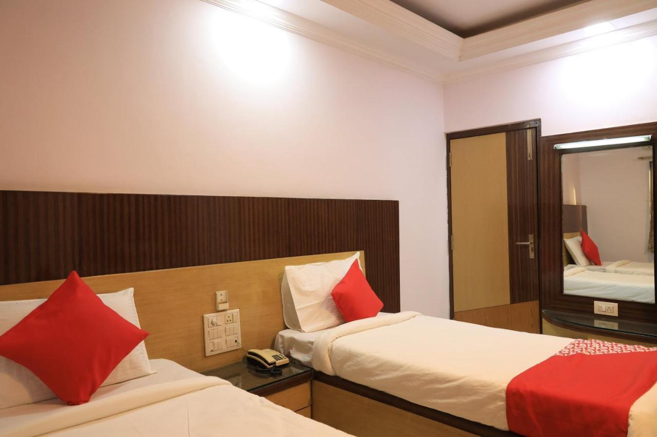 Oyo Flagship 77764 Hotel Rahul Ganeshpeth Colony 3* Nagpur