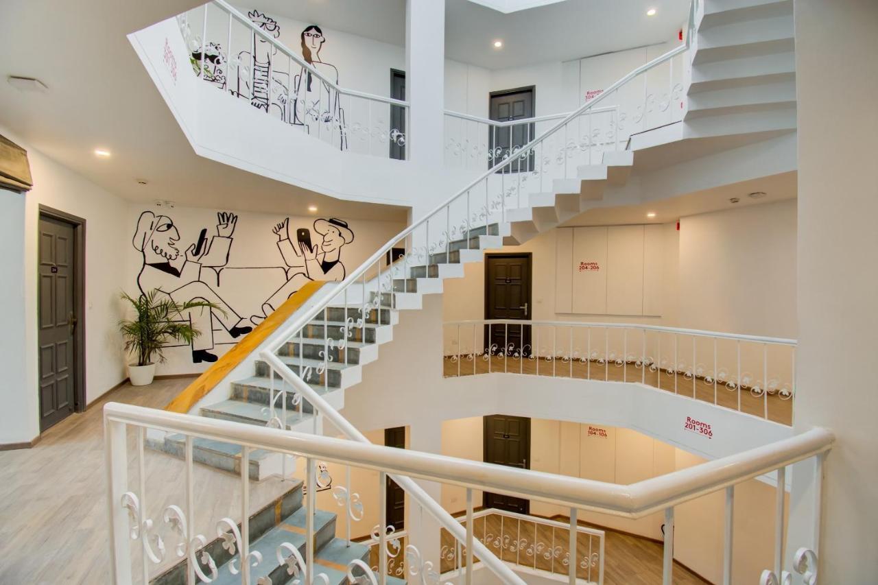 Maitrayee Hotel