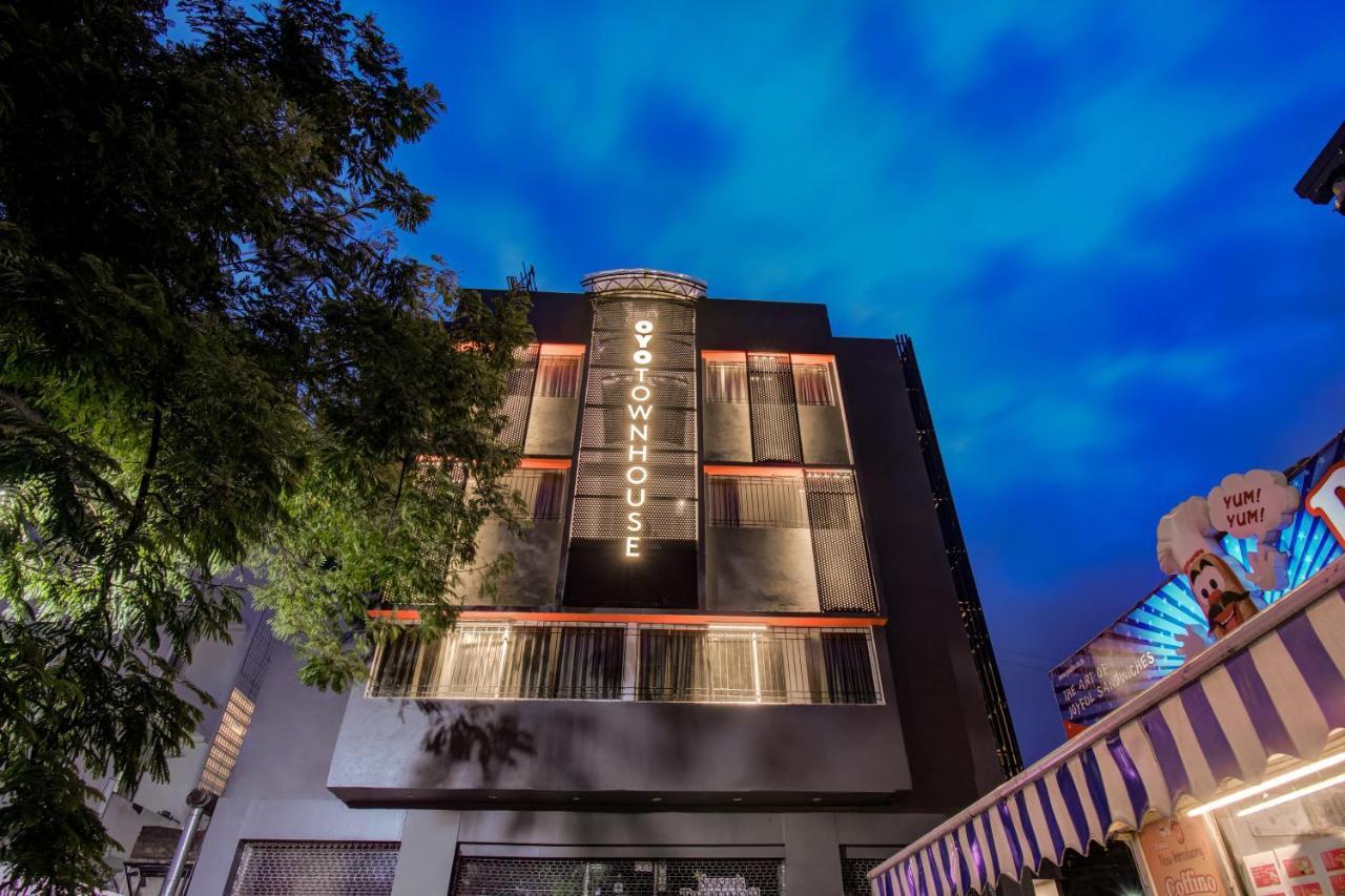 Maitrayee Hotel