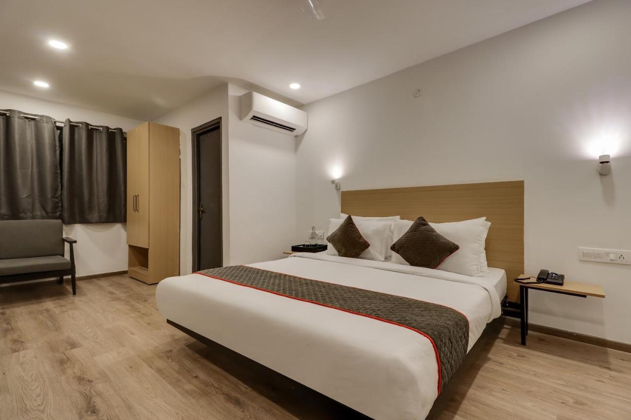 Hotel Oyo Townhouse 181 Ganeshpeth Colony