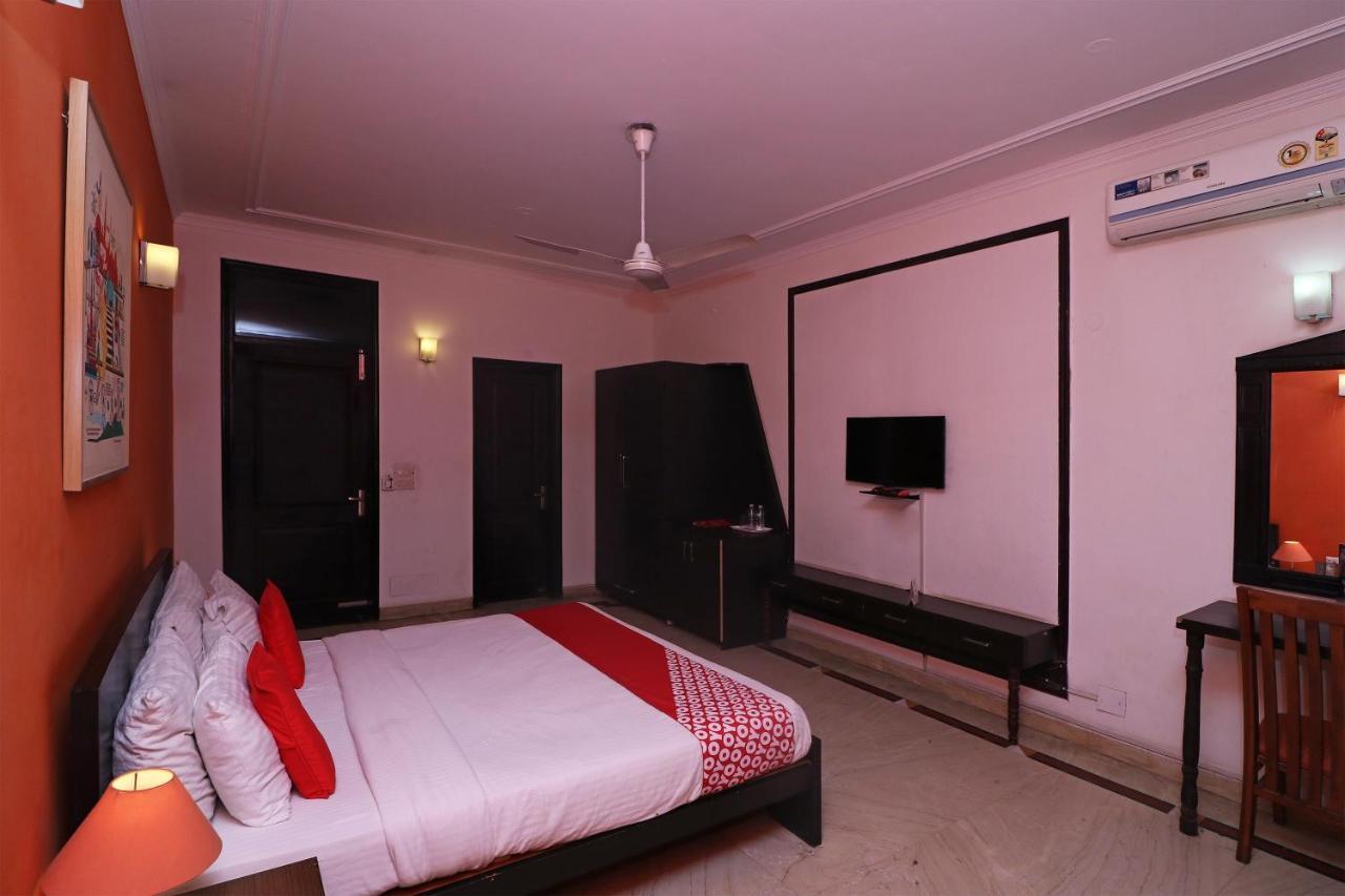 Oyo 79434 Hotel Green Villa Hotel