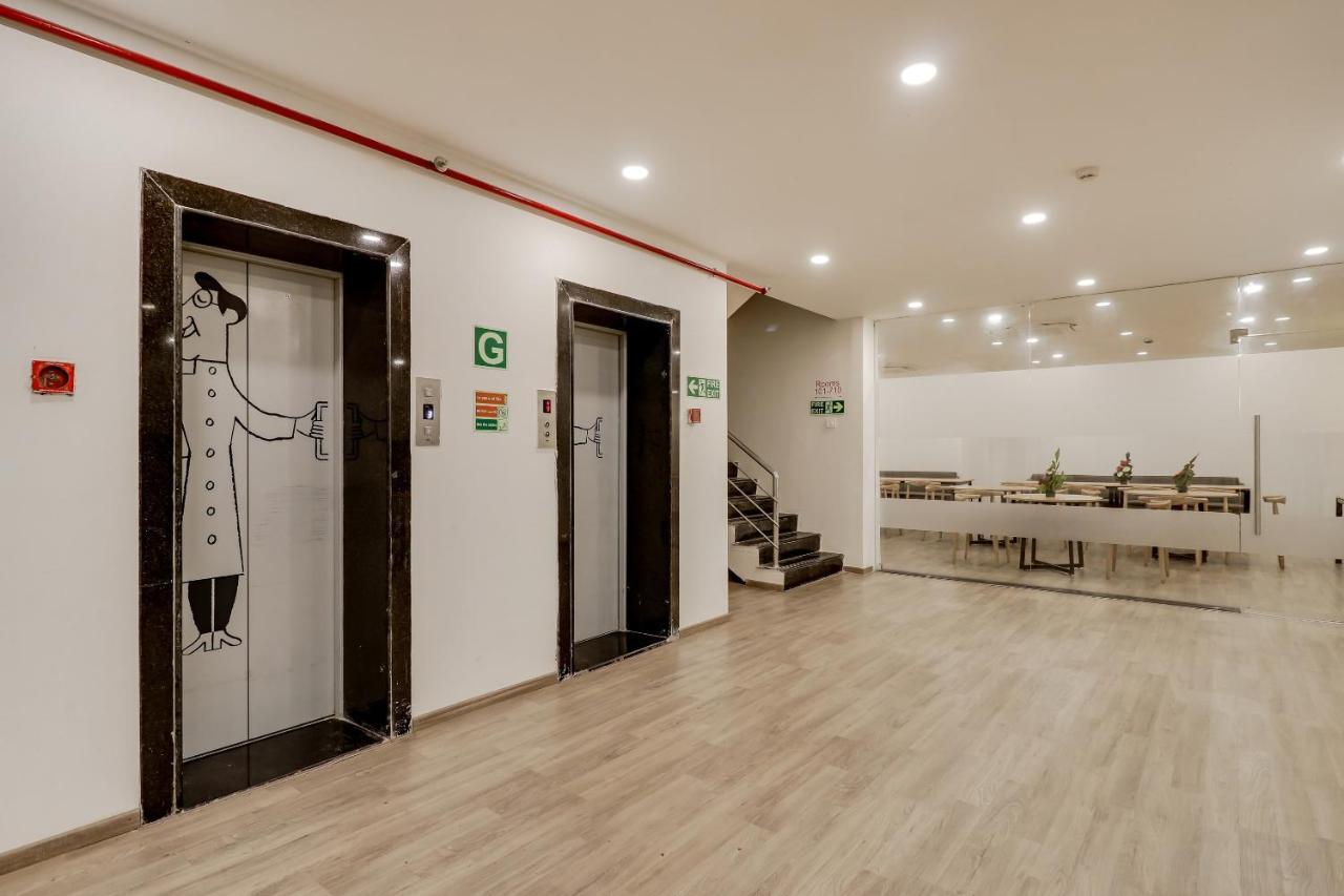 Hotel Oyo Townhouse 181 Ganeshpeth Colony