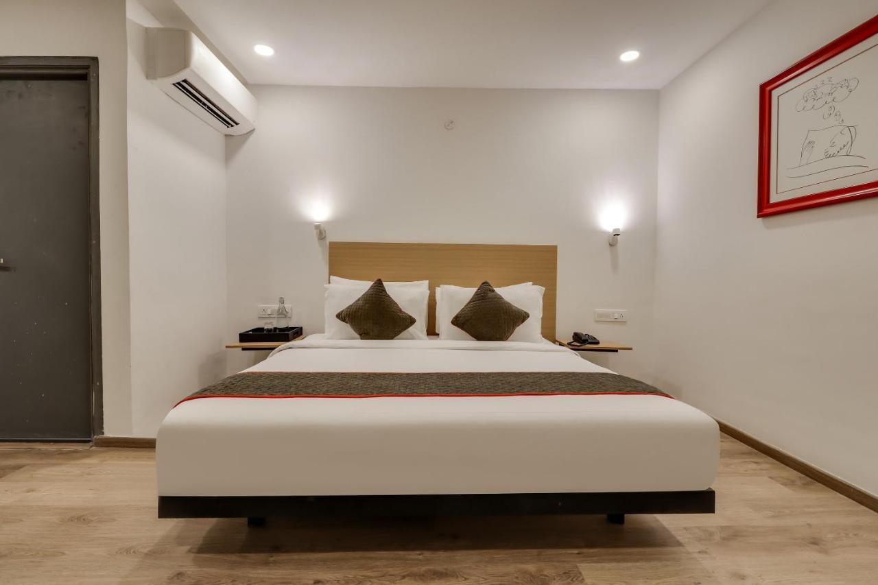 Hotel Oyo Townhouse 181 Ganeshpeth Colony 4*
