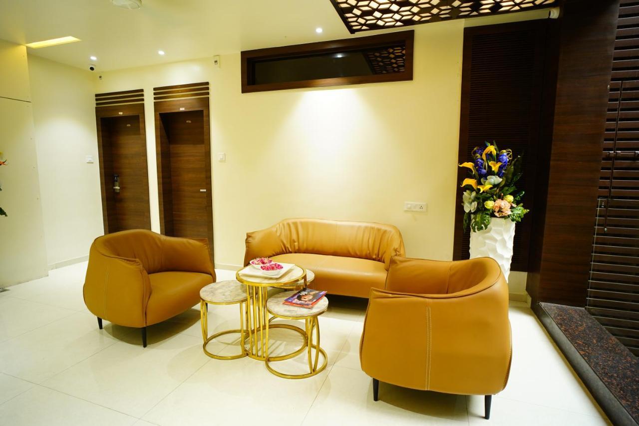Orange Tree Hotel 3*