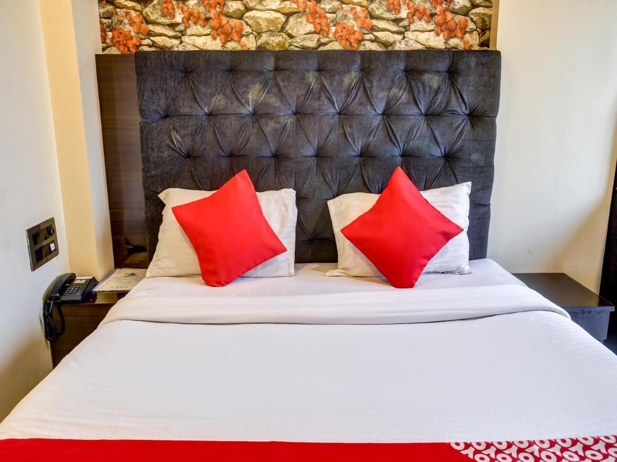 Hotel Capital O 75310 The Jk 3*