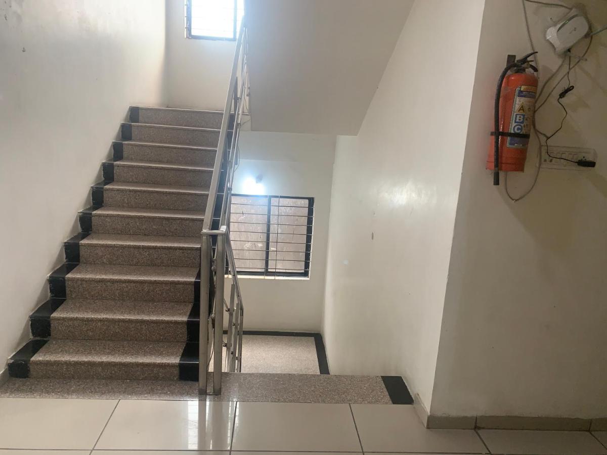 Hotel Jk 147 Lions - Koradi