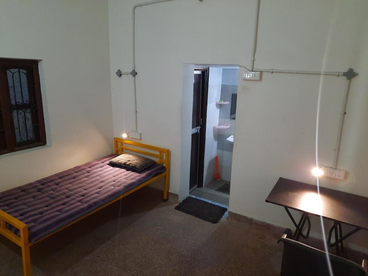 Hostel Beds & Boys