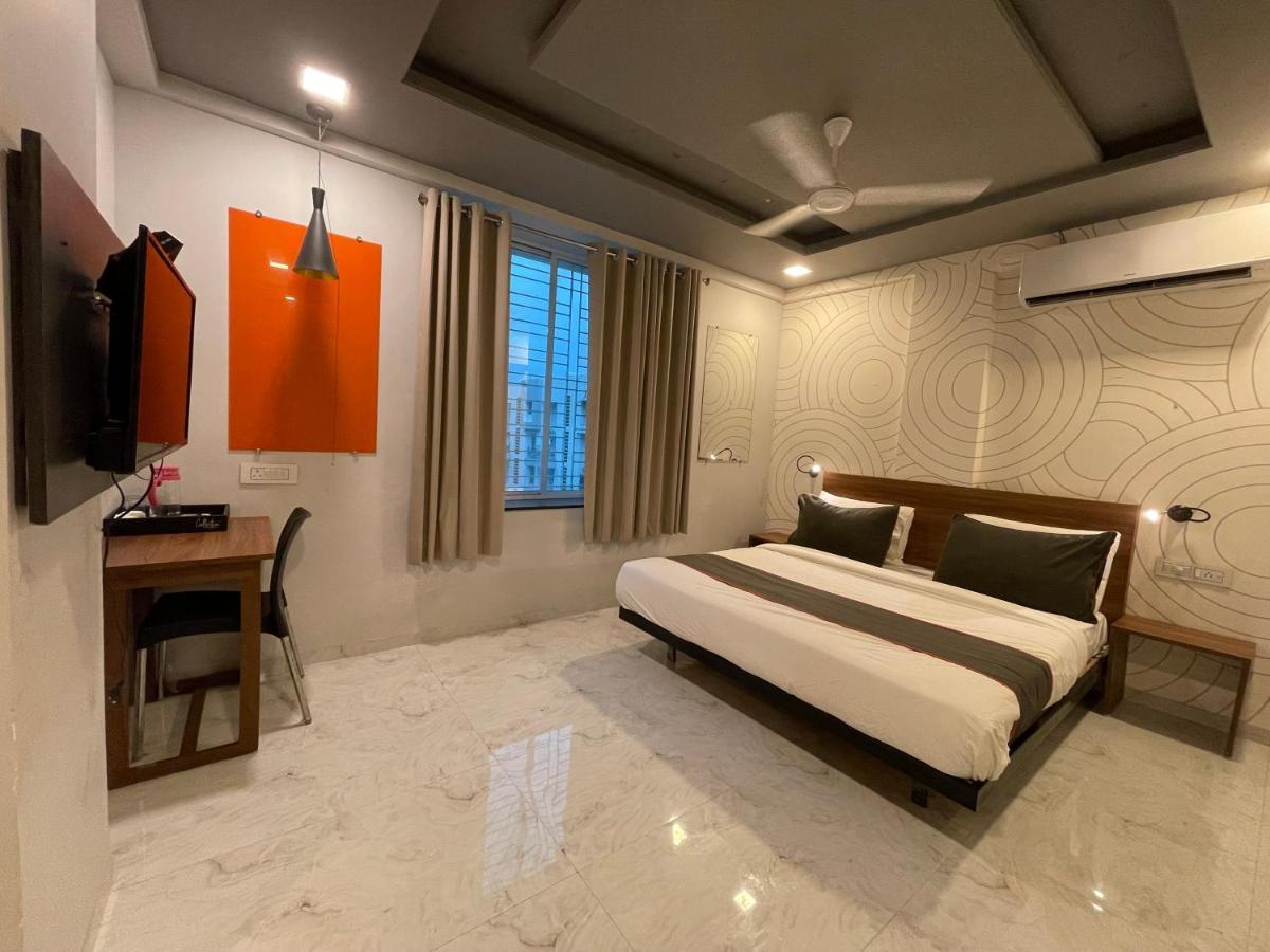 Manomay Homes