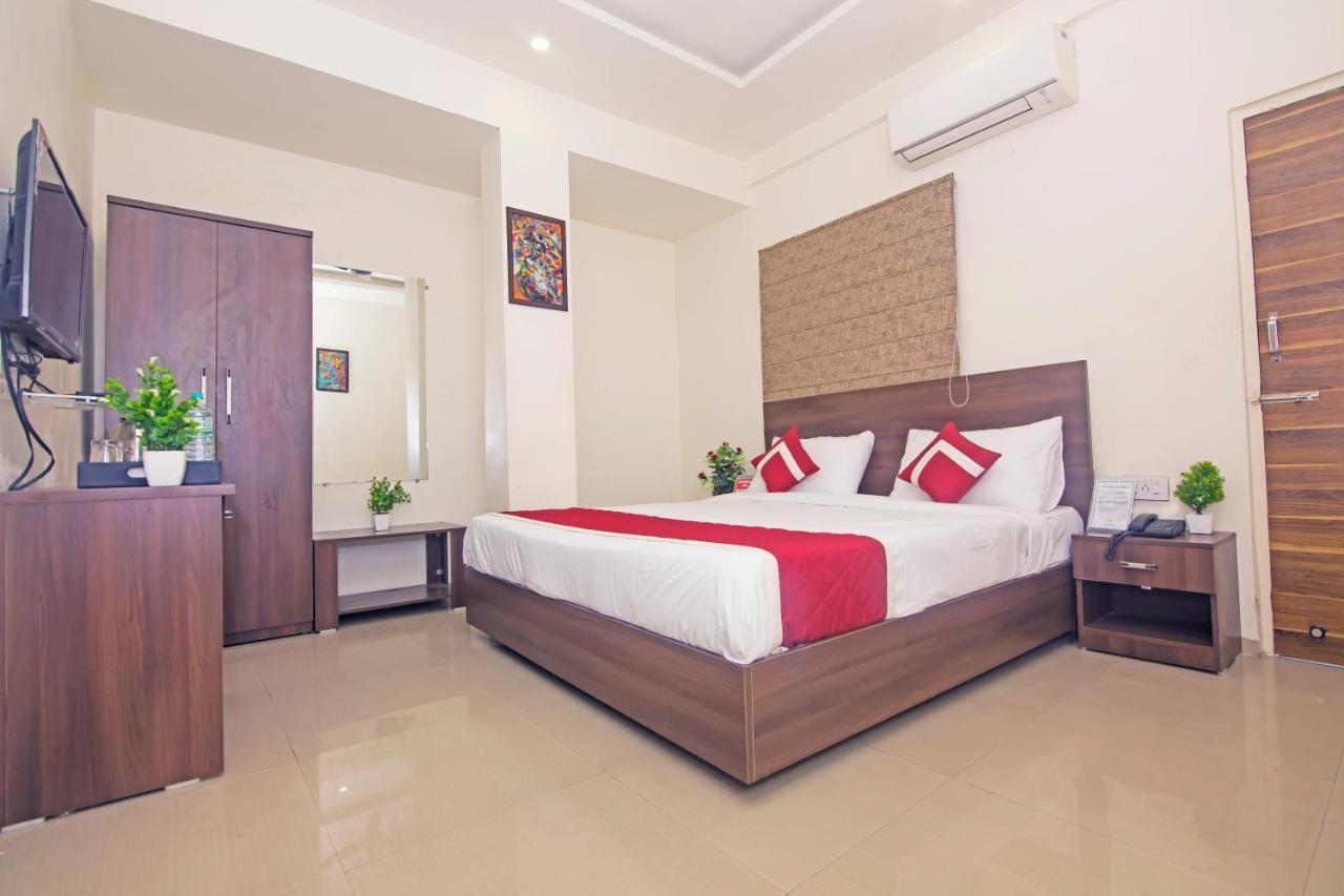 Octave Taj Palace Hotel 3*