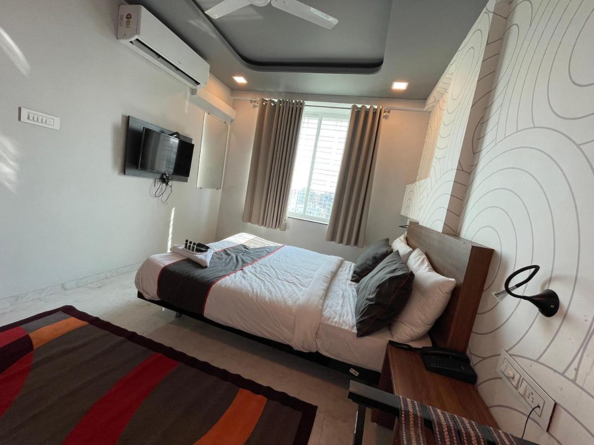Manomay Homes