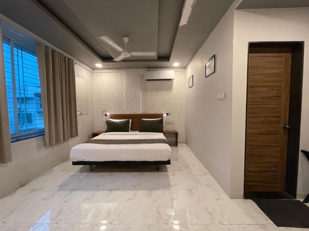 Manomay Homes Hotel 3*