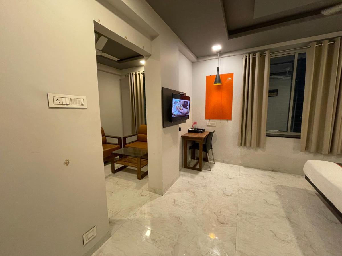Hotel Manomay Homes 3*