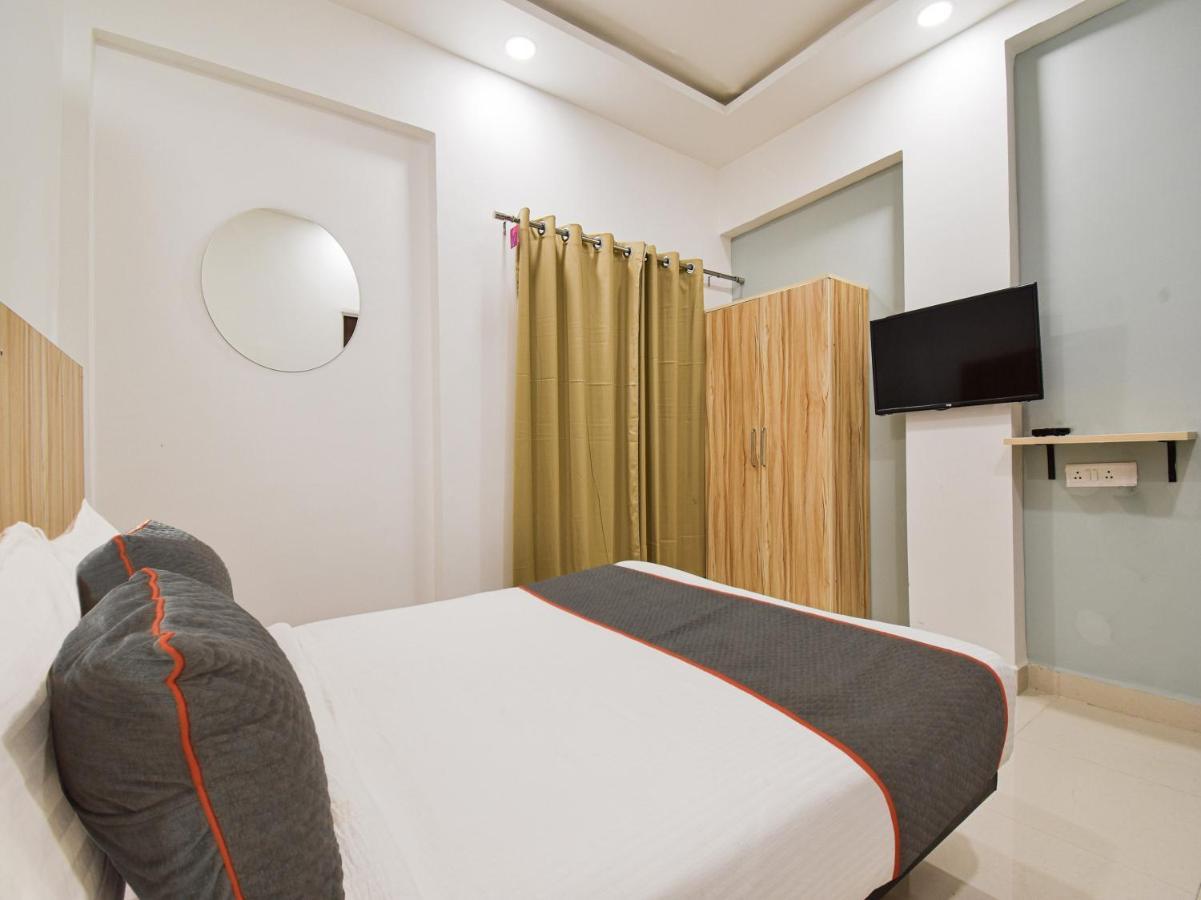 Hotel Oyo Townhouse 498 Hotel Western 3*