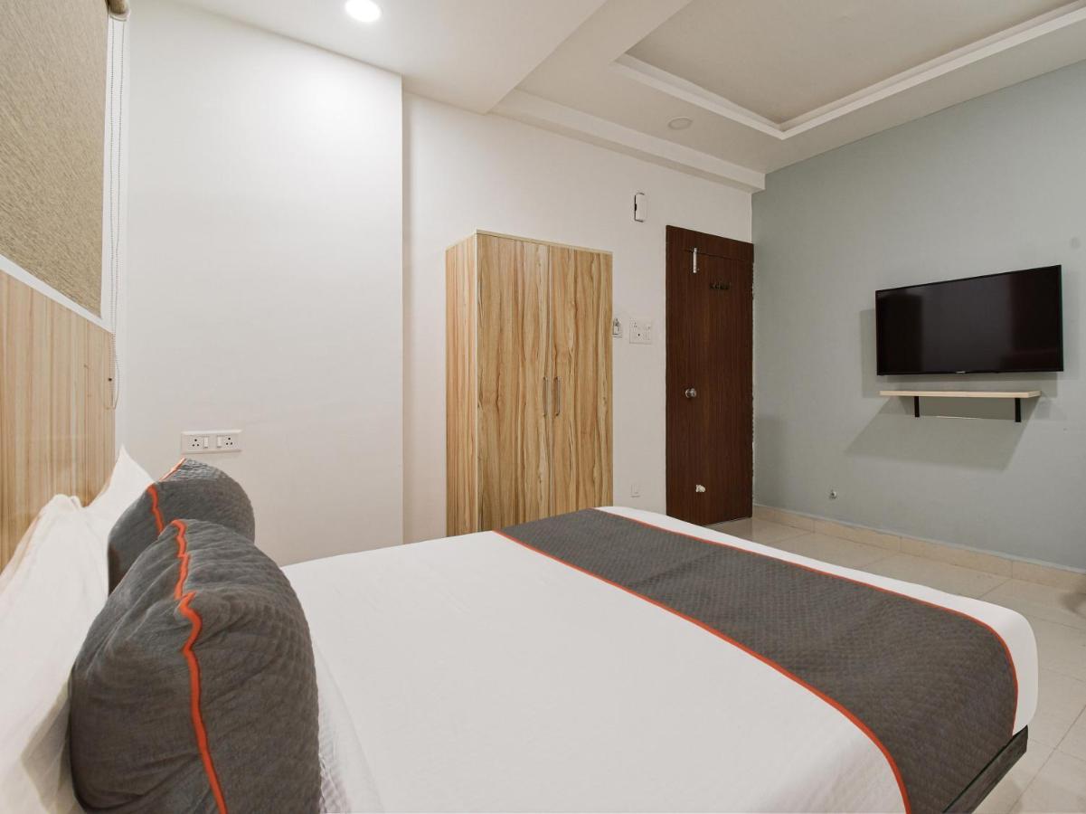 Hotel Oyo Townhouse 498 Hotel Western Nagpur