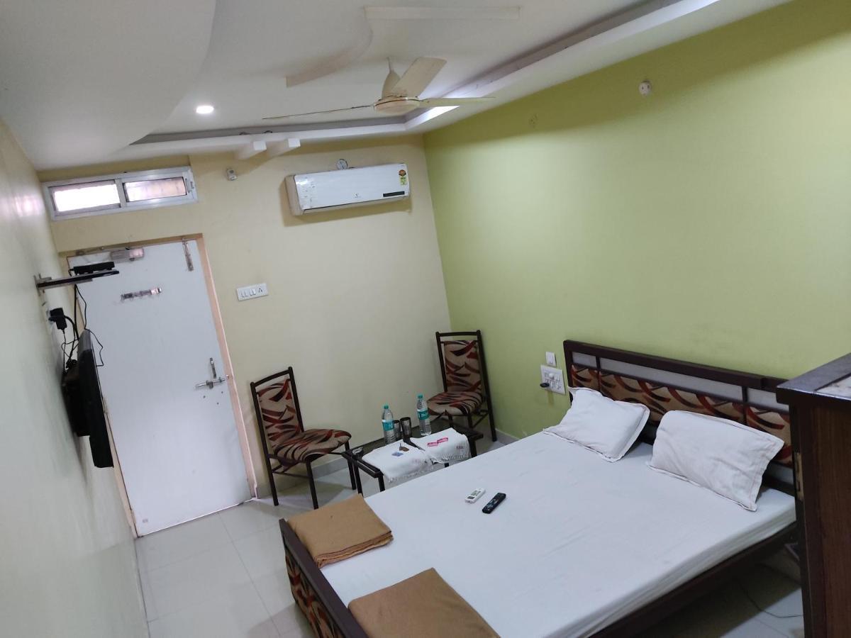 Raj Mahal 3*