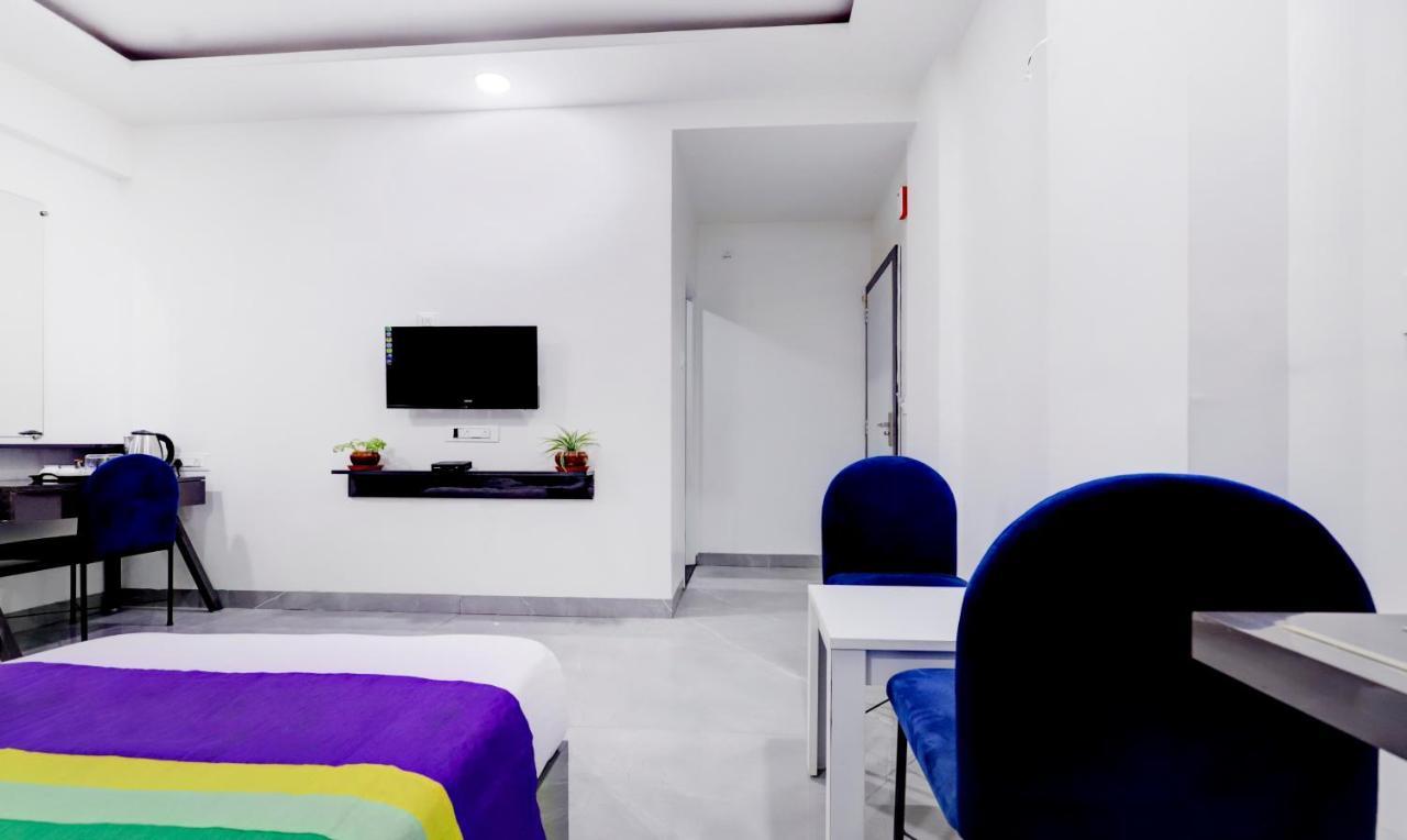 Treebo Finesta Suites, Airport 3*