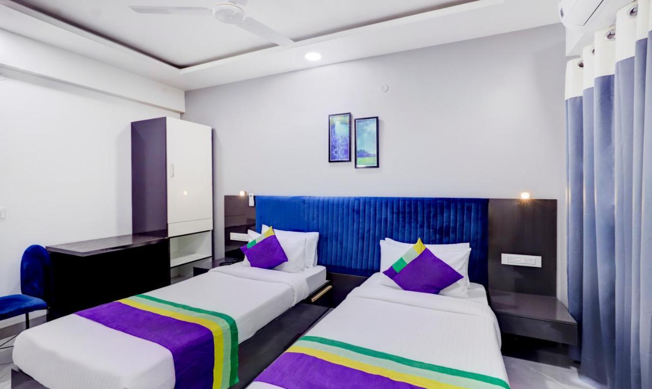 Treebo Finesta Suites, Airport Hotel