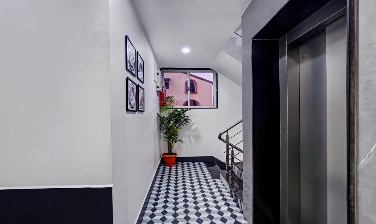 Treebo Finesta Suites, Airport Hotel