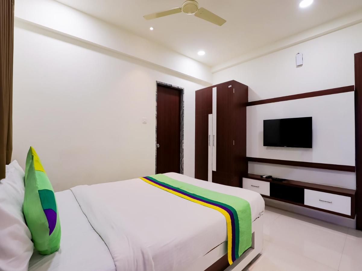 Treebo Trend Restr Manish Nagar Hotel