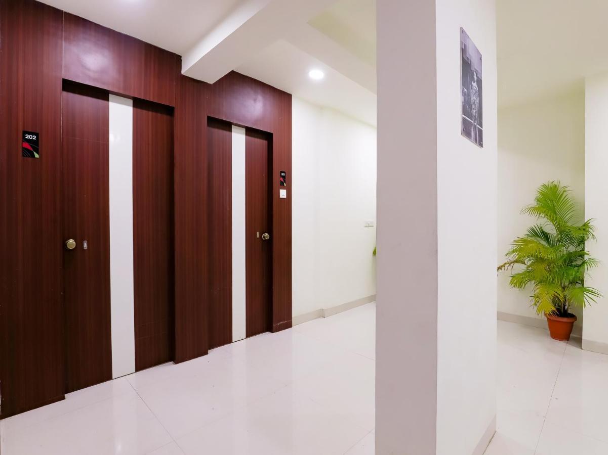 Treebo Trend Restr Manish Nagar Hotel