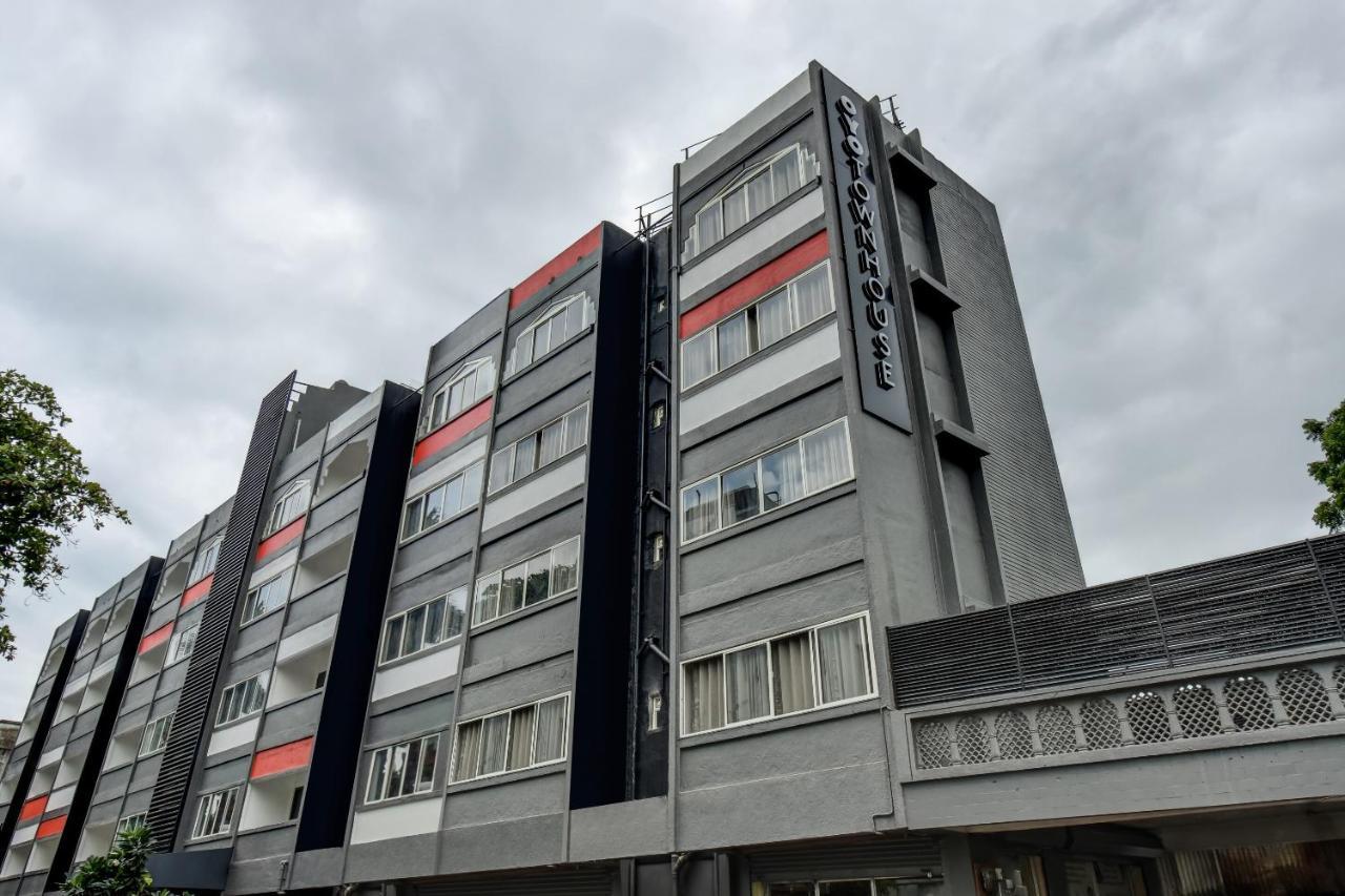 Townhouse Century Hotel 4*