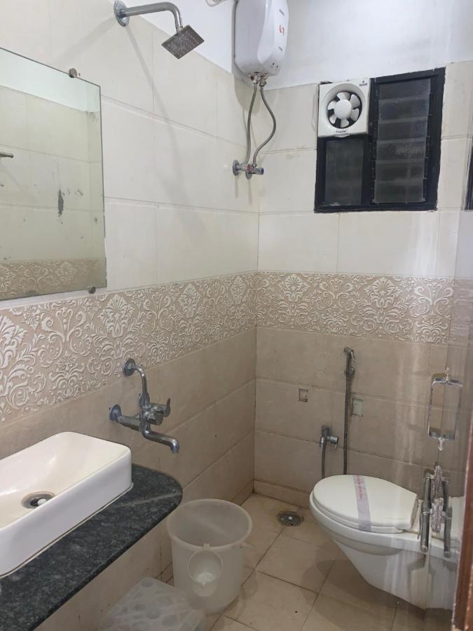 Hotel Jk 126 Parashar Legacy - Opp Railway Station