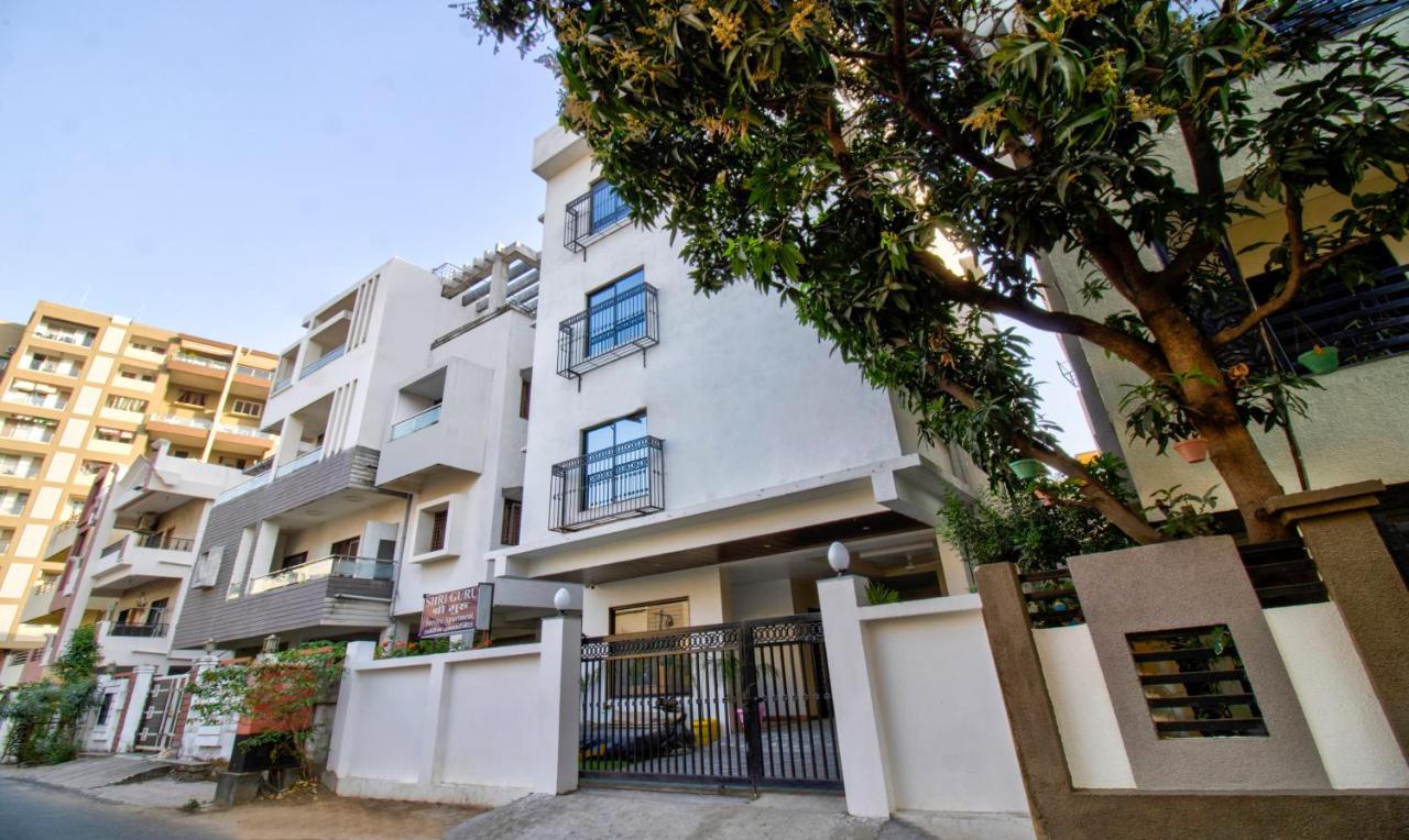 Itsy Shri Guru Service Hotel 3*