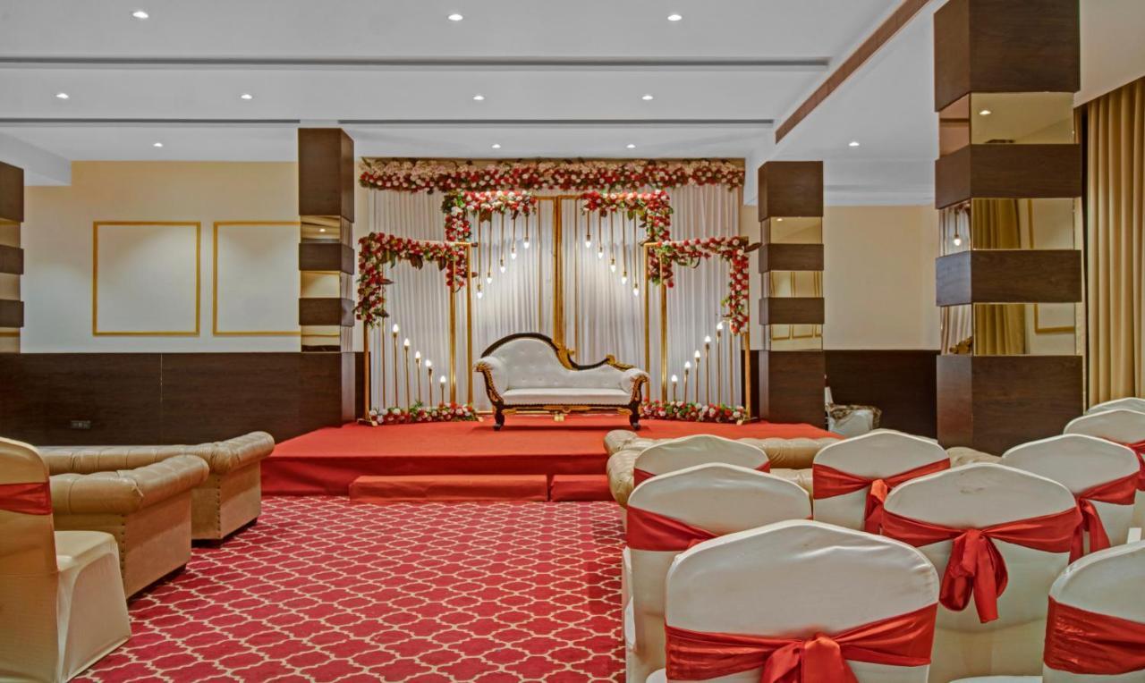 Treebo Premium Median Hotel 4*