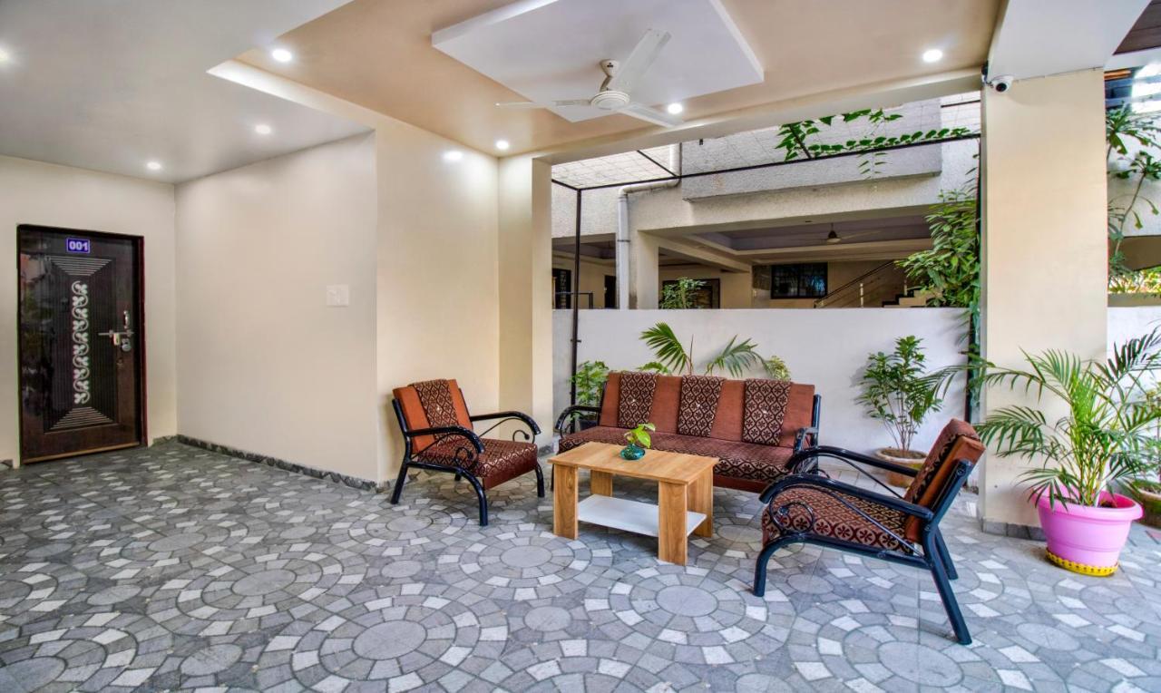 Hotel Itsy Shri Guru Service Nagpur