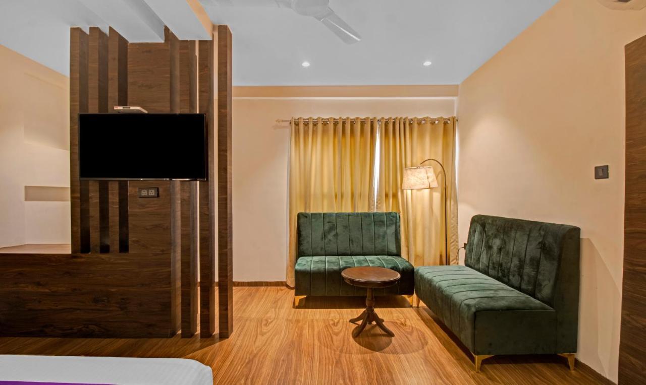 Treebo Premium Median Nagpur